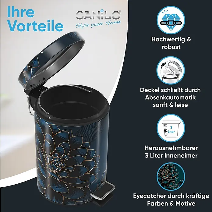 SANILO Kosmetikeimer Dahlien - 3 l, Metall, Blau|Grün|Dunkelblau|Dunkelgrün|Petrol - Dunkelblauer und goldfarbener 3-Liter-Tretmülleimer mit Blumenmuster, offener Deckel zeigt schwarzen Inneneimer.