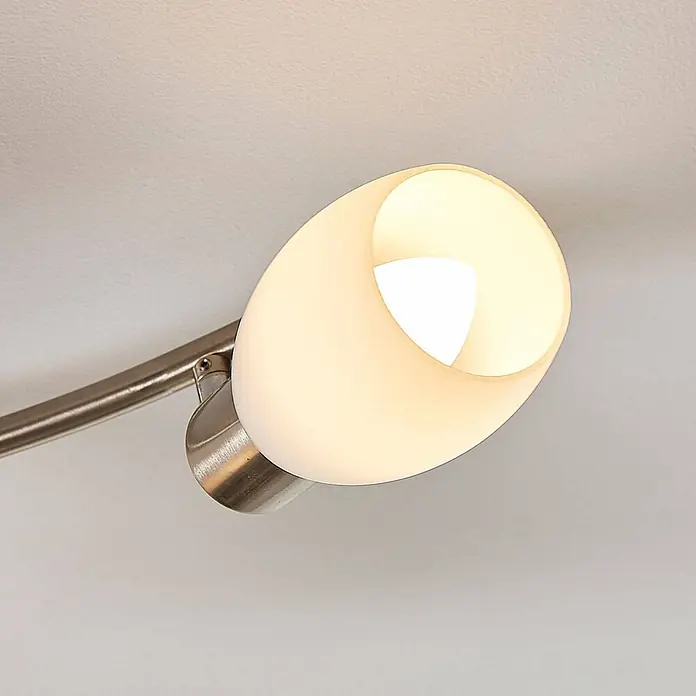 Lindby Deckenstrahler Arda - alu / grau / zink, E14 - Deckenstrahler mit gebürsteter Metallbasis und ovalem mattiertem Glasschirm, der warmes Licht abgibt.