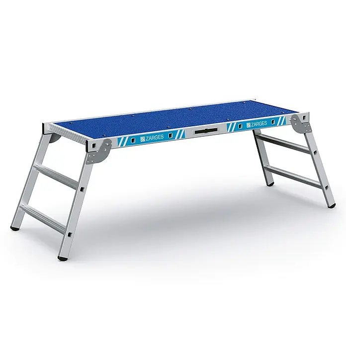 Zarges Arbeitsplattform Arbeitsplattform klappbar Workmaster Plus P R13 Plattformbelag - Anzahl Tritte: 3 Stk., Arbeitshöhe: 2.700 m, Aluminium - ZARGES tragbare Aluminium-Arbeitsplattform mit blauer Anti-Rutsch-Beschichtung für erhöhten Zugang.