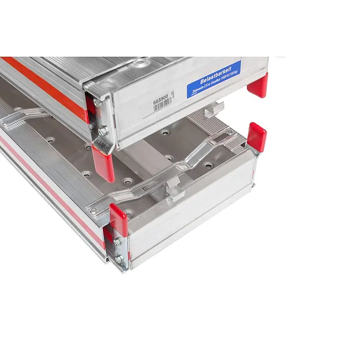 Hymer Arbeitsplattform Alu Diele Teleskopdiele Telesteg 1,24-4m Länge - Aluminium - Zwei ineinandergreifende Aluminium-Gerüstteile mit roten Sicherheitsklammern.