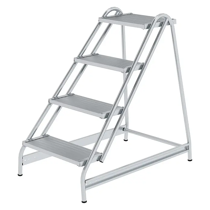 MUNK Aluminium Arbeitspodest 4 Stufen -  - Silberfarbene Metall-Vierstufenleiter mit geriffelten Trittflächen für stabilen und sicheren Zugang.