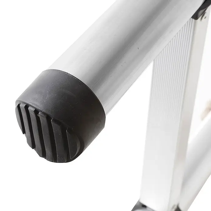 Brunner Anlegeleiter Frankana Laddy Air von Teleskopleiter 10 Stufen - Anzahl Tritte: 10 Stk., Belastbarkeit: 150 kg, Aluminium - Silbernes Aluminium-Leiterbein mit schwarzem geriffeltem Gummifuß für erhöhten Halt und Stabilität.