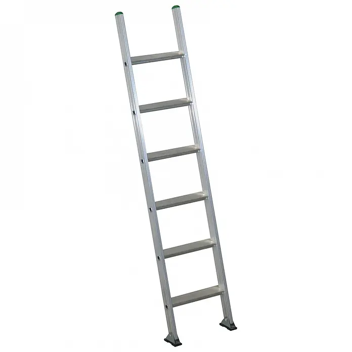 Facal Anlegeleiter Anlegeleiter Prima S600 PM205/L 6 Stufen - Anzahl Tritte: 6 Stk., Arbeitshöhe: 2.950 m, Aluminium - Silberne Aluminium-Anlegeleiter mit grünen Kappen oben und schwarzen Gummifüßen.