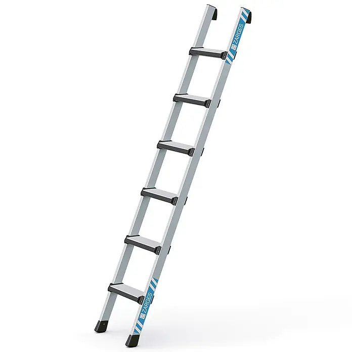 Zarges Anlegeleiter Anlegeleiter Comfortstep L 6 gepolsterte Stufen - Anzahl Tritte: 6 Stk., Arbeitshöhe: 2.750 m, Aluminium - Silberne Aluminiumleiter mit 7 Sprossen, schwarzen Kappen an Füßen und Sprossen sowie blauem ZARGES-Logo.