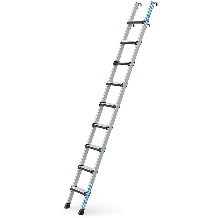 Zarges Mehrzweckleiter Regaleinhängeleiter Comfortstep LH mit 9 Sprossen - Anzahl Tritte: 9 Stk., Arbeitshöhe: 3.270 m, Aluminium - Silberne Aluminiumleiter mit schwarzen Sprossen, diagonal angelehnt. Mit blauer ZARGES-Markierung.