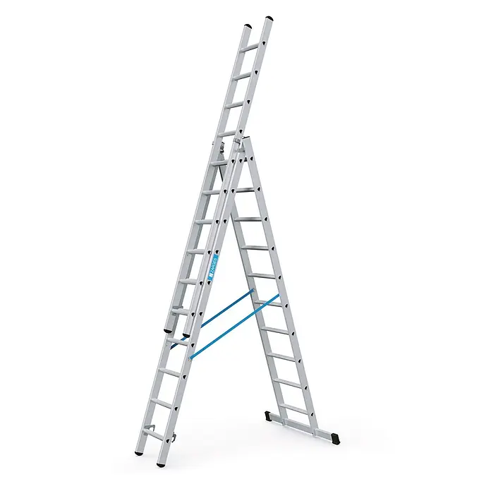 Zarges Mehrzweckleiter Skymaster DX Mehrzweckleiter 3x10 Sprossen - Anzahl Tritte: 10 Stk., Arbeitshöhe: 7.350 m, Aluminium - Silberne Aluminium-Ausziehleiter in A-Rahmen-Konfiguration mit blauen Stabilisierungsbändern.
