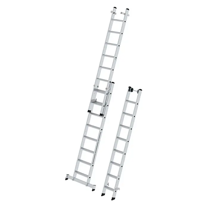 Munk Mehrzweckleiter Stufen- Mehrzweckleiter mit Wandlaufrollen und Nivello® Traverse 3x8 Stufe - Anzahl Tritte: 8 Stk., Arbeitshöhe: 6.100 m, Aluminium - Zwei silberne Aluminium-Schiebeleitern, eine ausgefahren mit Standfuß, die andere ein kürzeres Segment mit Rollen.