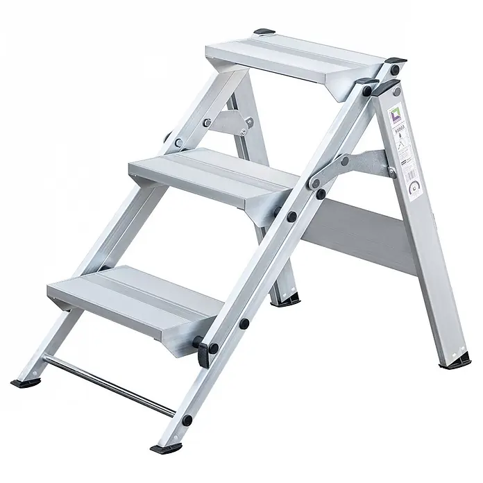Munk Klapptritt Klapp Treppe 3 Stufen - Anzahl Tritte: 3 Stk., Arbeitshöhe: 2.700 m, Aluminium - Silberne Aluminium-Klapptrittleiter mit 3 Stufen für Haushaltsaufgaben.