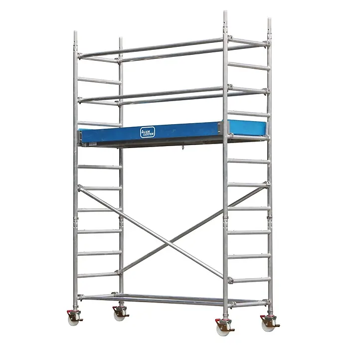 Iller Leiter Rollgerüst Fahrgerüst 2,20x0,75m und 200mm Rollen spindelbar 4,40m AH - Arbeitshöhe: 4.400 m - Fahrbares Aluminium-Gerüst mit blauer Plattform und feststellbaren Lenkrollen.