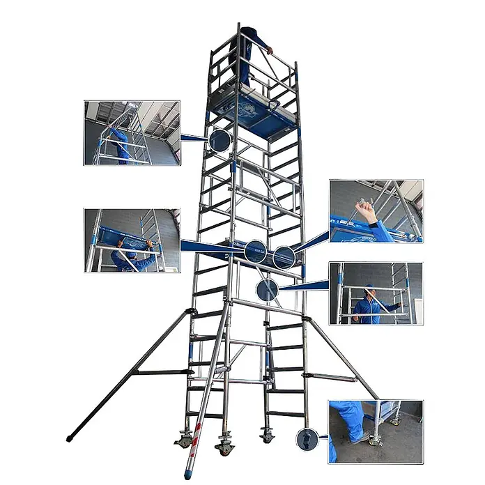 ASC Rollgerüst Rollgerüst XS-Tower (DIN EN 1004:2004) - Arbeitshöhe: 6.200 m - Hohes, modulares Aluminium-Gerüst mit blauen Plattformen, Auslegern und Rollen, im Aufbau mit Arbeiter gezeigt.