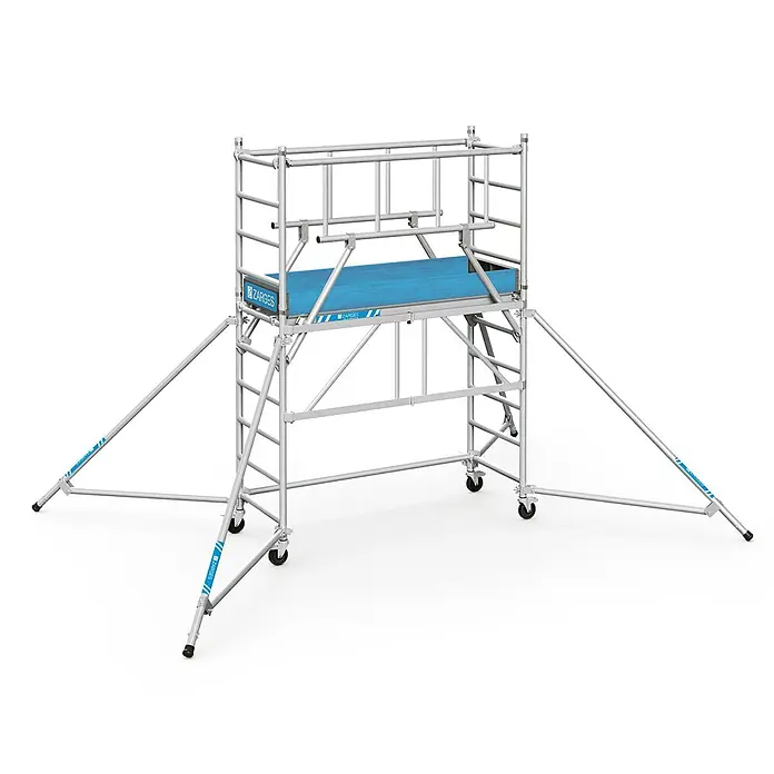 Zarges Rollgerüst Klappgerüst PaxTower S-Plus 1T Gruppe 2, 3,55m AH - Arbeitshöhe: 4.550 m - Mobiles Aluminium-Rollgerüst in Silber mit blauer Plattform, Auslegern und Rollen.