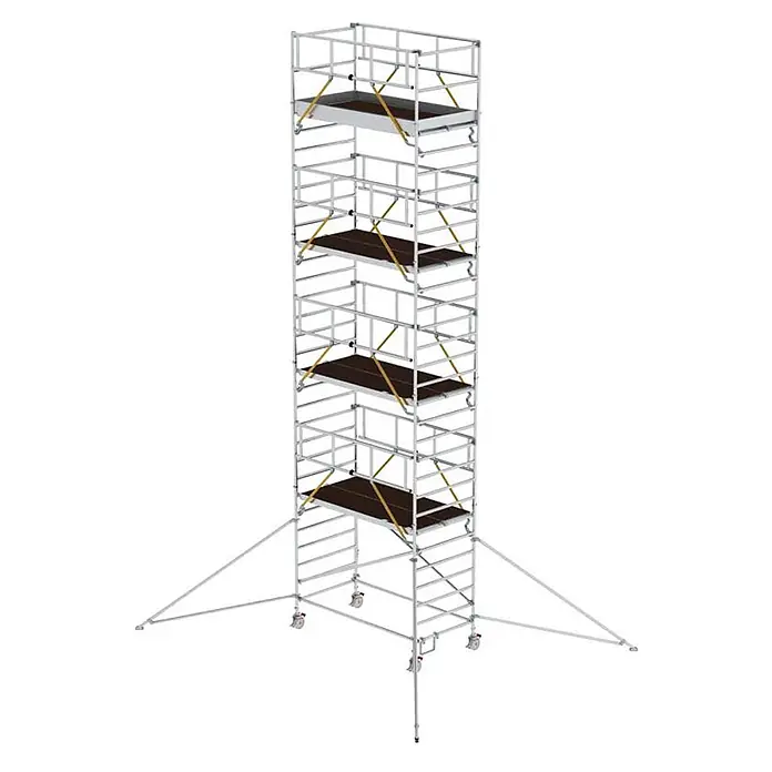 MUNK Rollgerüst SG mit Doppelplattform 1,35x2,45m und Ausleger 10,39m AH -  - Hoher Alu-Rollgerüstturm mit mehreren dunkelbraunen Plattformen, gelben Sicherungsgurten, Rollen und Auslegern.