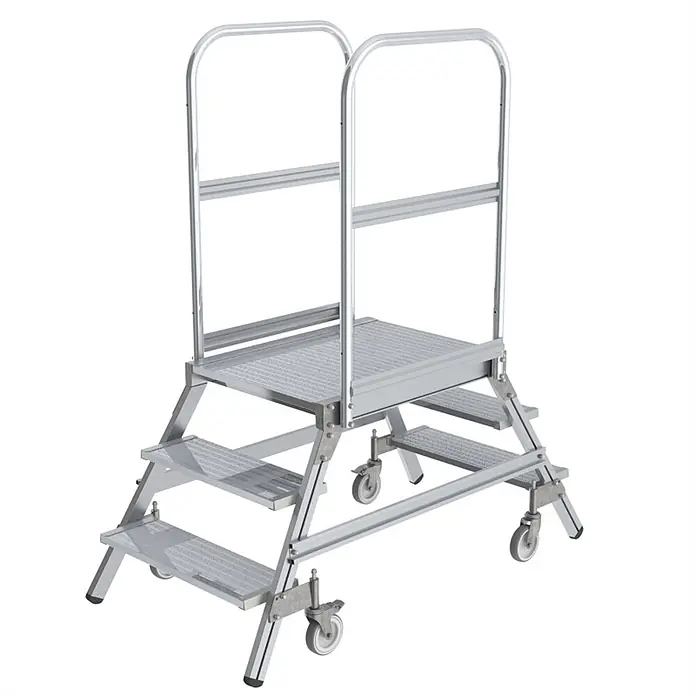 Munk Podestleiter Podestleiter fahrbar Aluminium geriffelt 2x3 Stufen - Anzahl Tritte: 3 Stk., Arbeitshöhe: 2.700 m, Aluminium - Mobile Arbeitsplattform aus silbernem Aluminium mit mehreren Stufen, Handläufen und Rollen.