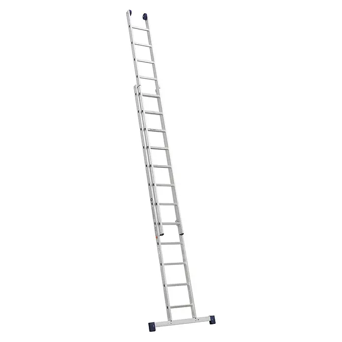 Iller Leiter Schiebeleiter Schiebe Eurostars 2x18 Sprossen - Anzahl Tritte: 18 Stk., Arbeitshöhe: 10.350 m, Aluminium - Silberne Aluminium-Ausziehleiter mit zwei Sektionen, blauen Stabilisierungsfüßen und blauen Rollen oben.