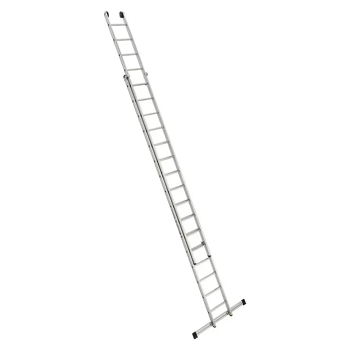 Euroline Schiebeleiter Premium 302 Schiebeleiter 2x16 Sprossen - Anzahl Tritte: 16 Stk., Arbeitshöhe: 9.500 m, Aluminium - Silberne Aluminium-Ausziehleiter, voll ausgefahren, mit Rädern oben und Standfuß unten.