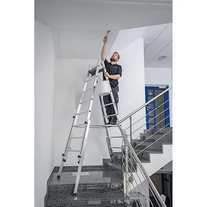 Munk Stehleiter Aluminium Stehleiter, treppengängig, mit 4 Holmverlängerungen 2x5 Sprosse - Anzahl Tritte: 5 Stk., Arbeitshöhe: 3.600 m, Aluminium - Aluminium-Mehrzweckleiter, für Treppen angepasst, unterstützt Maler beim Deckenstreichen.
