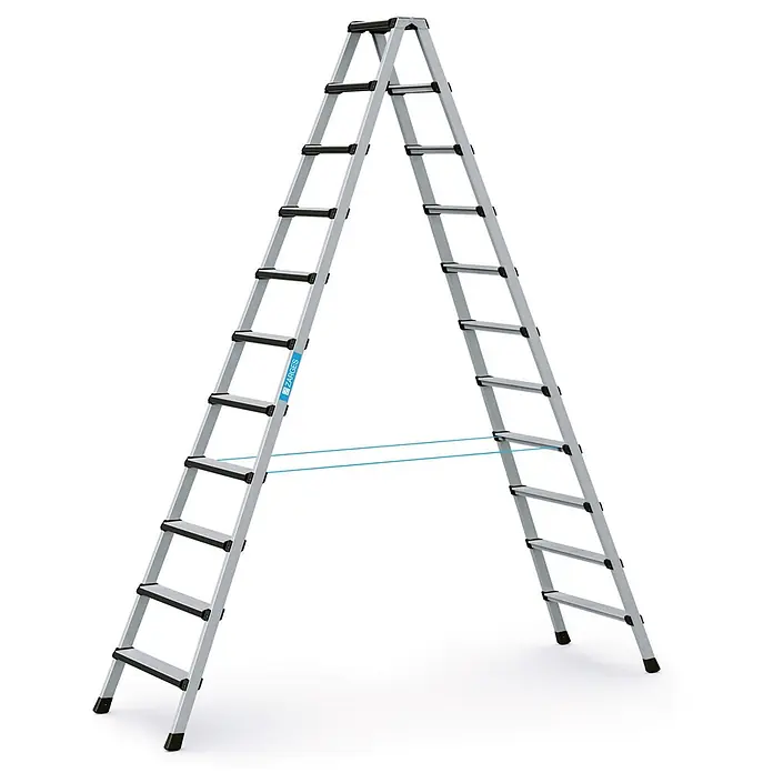 Zarges Stehleiter Comfortstep B Stehleiter mit gepolsterter Stufen-Vorderkante 2x11 Stufen - Anzahl Tritte: 11 Stk., Arbeitshöhe: 4.250 m, Aluminium - Silbergraue Aluminium-Stehleiter mit schwarzen Stufen und Füßen, gesichert durch blaue Fangbänder.