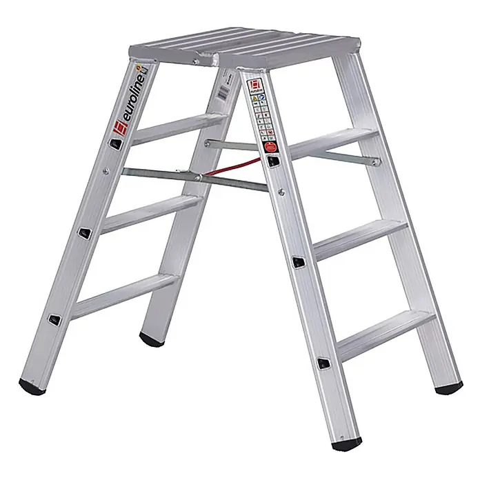 Euroline Stehleiter Premium 30581 Stufenstehleiter breit 2x4 Stufen - Anzahl Tritte: 4 Stk., Arbeitshöhe: 2.990 m, Aluminium - Silberne Aluminium-Klappleiter mit geriffelter Plattform und zwei Stufen, inklusive Sicherheitsstreben.