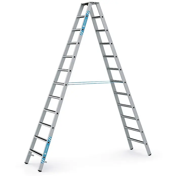 Zarges Stehleiter gebördelte Stufen-Stehleiter R13step-B eloxiert 2x12 Stufen - Anzahl Tritte: 12 Stk., Arbeitshöhe: 4.650 m, Aluminium - Silberne Aluminium-Klappleiter mit mehreren Sprossen und blauen Sicherungsriemen.