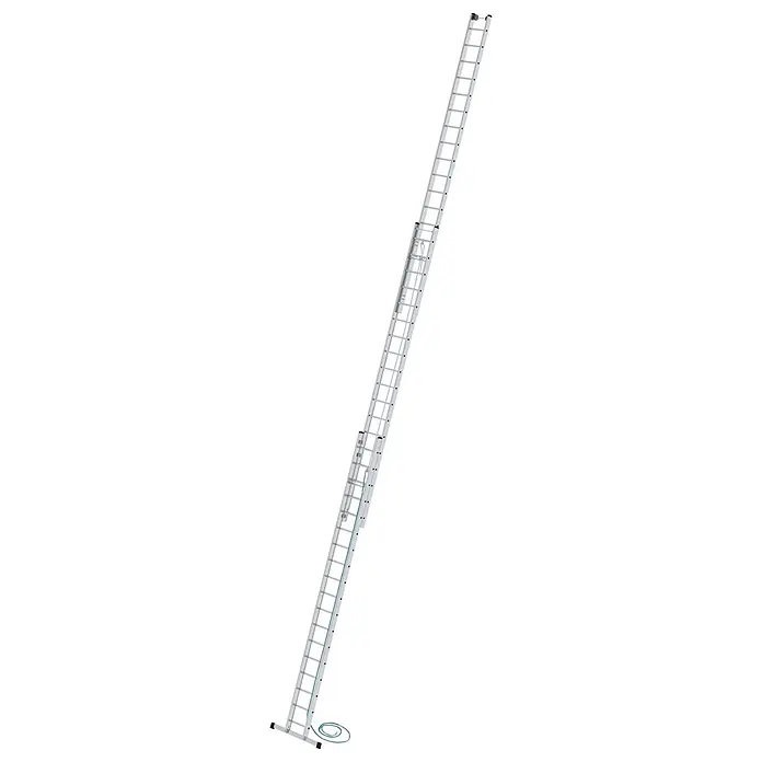 Munk Seilzugleiter Seilzugleiter mit Traverse 3x18 Sprossen - Anzahl Tritte: 18 Stk., Arbeitshöhe: 13.600 m, Aluminium - Lange silberne Ausziehleiter mit Seilzugsystem, vollständig ausgefahren dargestellt.