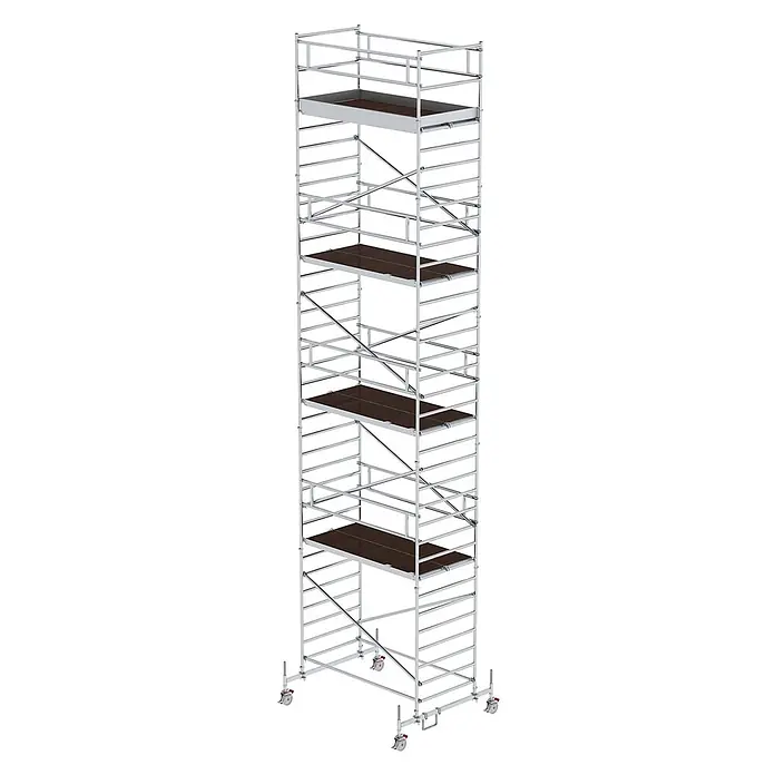 Munk Rollgerüst Rollgerüst mit Doppelplattform 1,35x2,45m Plattform, 11,35m AH - Arbeitshöhe: 10.350 m - Mehrstufiger mobiler Gerüstturm aus silberfarbenem Metall mit dunkelbraunen Holzplattformen.
