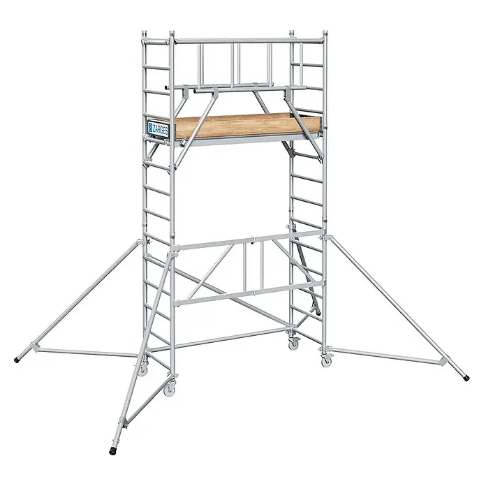 Zarges Rollgerüst Klappgerüst PaxTower S-Plus 1T Gruppe 3, 4,55m AH - Arbeitshöhe: 5.550 m - Silbernes Aluminium-Rollgerüst mit Holzplattform, Rollen und verstellbaren Auslegern.