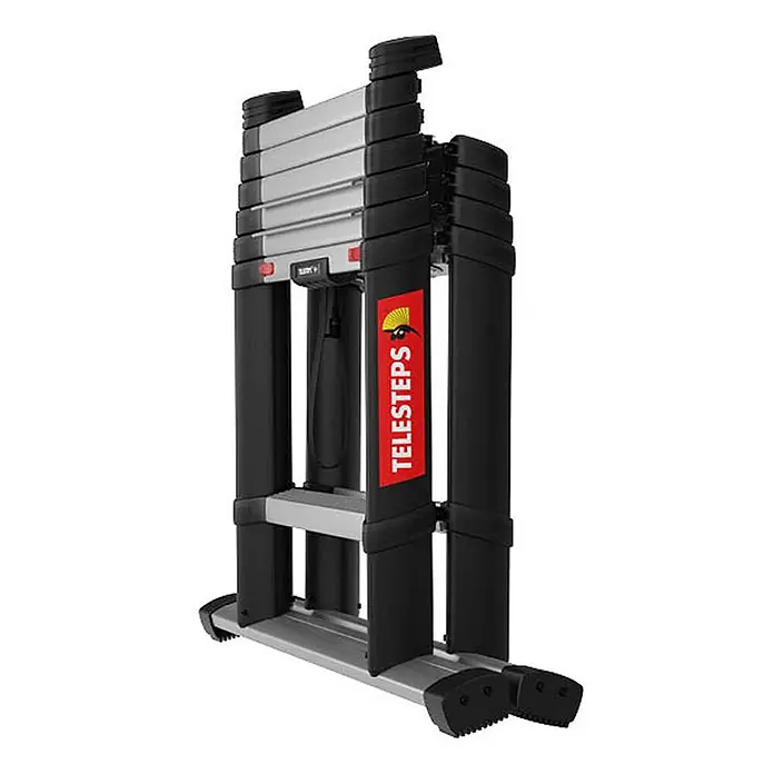 Iller Leiter Teleskopleiter Teleskop Telesteps Combi Line eloxiert und mit hochwertigem Dreikant-Holmpr - Arbeitshöhe: 3.100 m - Schwarze und silberne Teleskopleiter, zusammengeklappt und kompakt, mit TELESTEPS-Branding.