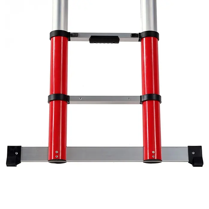Altrex Teleskopleiter Teleskopleiter Smart Up Go 11 Sprossen - Anzahl Tritte: 11 Stk., Arbeitshöhe: 4.200 m, Aluminium - Basis einer rot-silbernen Teleskopleiter mit Stützstange, rutschfesten Füßen und Tragegriff.