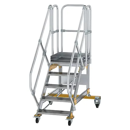 Munk  Treppenpodest Plattformtreppe fahrbar 45° Stufenbreite 600mm 5 Stufen