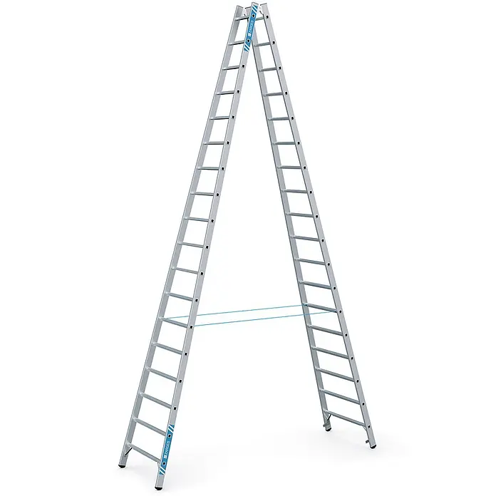 Zarges Stehleiter Sprossenstehleiter Coni B 2x18 Sprossen - Anzahl Tritte: 18 Stk., Arbeitshöhe: 6.150 m, Aluminium - Silberne Aluminium-Stehleiter, als A-Form aufgestellt, mit blauen Stabilisierungsstreben.