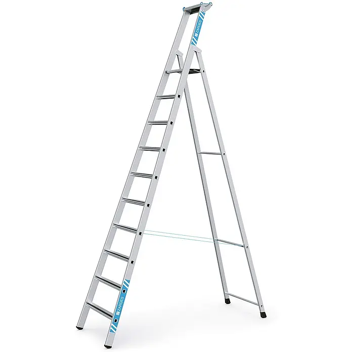 Zarges Stehleiter gebördelte Stehleiter Saferstep S eloxiert 10 Stufen - Anzahl Tritte: 10 Stk., Arbeitshöhe: 4.650 m, Aluminium - Silberne Aluminium-Stehleiter mit schwarzen Stufen und blauem Zarges-Branding, geöffnet in A-Form stehend.