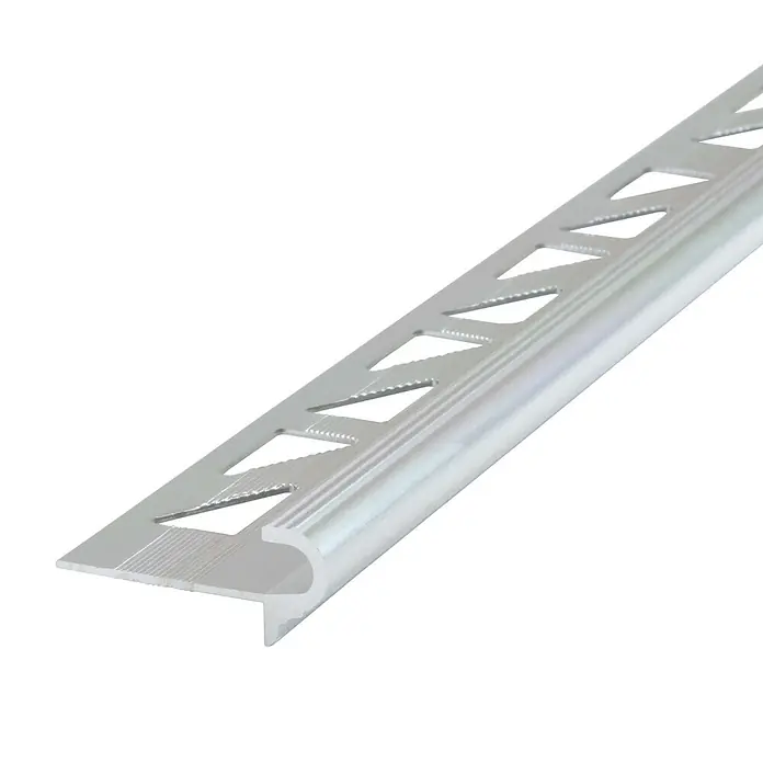 Dalsys Treppenkantenprofil 2,5m x 10mm für Fliesen Silber - Aluminium, Silber - Silbernes Aluminium-Treppenkantenprofil, L-förmig, mit geriffelter Anti-Rutsch-Oberfläche und dreieckigen Klebelöchern.