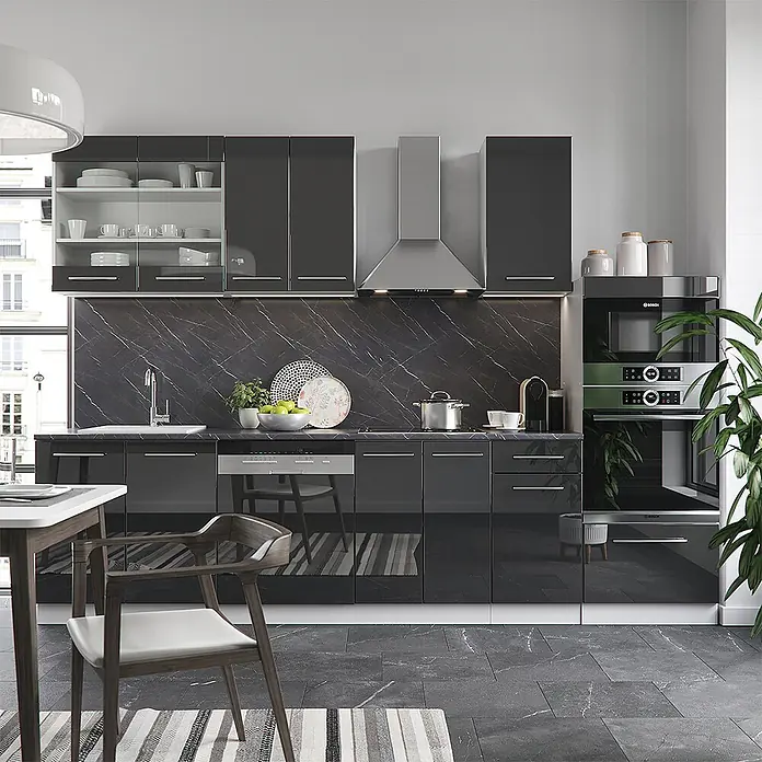 Vicco Küchenzeile Fame-Line Anthrazit Hochglanz/Weiß mit Hochschrank, AP Eiche - Breite: 300 cm, Anthrazit Hochglanz, Ohne Elektrogeräte - Moderne Küche mit dunkelgrauen Hochglanzschränken, schwarzer Marmor-Rückwand und integrierten Geräten.