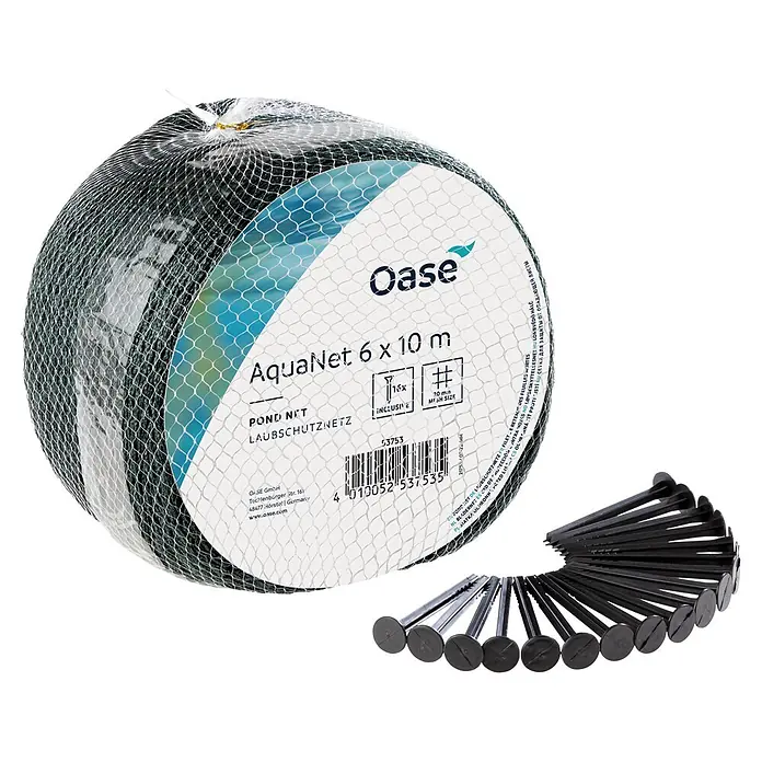 Oase Teichnetz AquaNet 3 - 600 x 1.000 cm, Anzahl Erdspieße: 18 Stk. - Gerolltes grünes Teichnetz in weißem Netzbeutel mit 16 schwarzen Kunststoff-Erdnägeln zum Laubschutz.