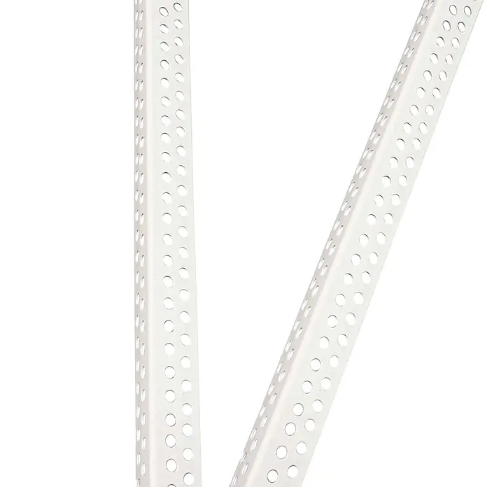 ProfileXXL Kantenschutz für Trockenbau 2,5m Eckschutzprofil 23 x 23mm Kantenschutz Trockenbau PVC Weiß - Weiß - Zwei weiße, gelochte L-förmige Putzprofil-Eckschienen.