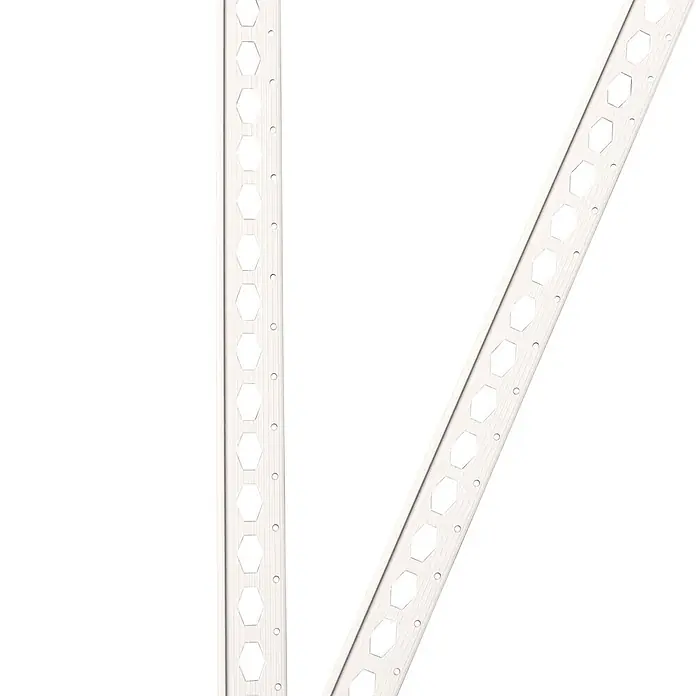ProfileXXL Kantenschutz für Trockenbau 2,5m Eckschutzprofil 25 x 25mm Kantenschutz Trockenbau PVC Weiß - Weiß - Weißes gelochtes Fliesenprofil mit sechseckigen und runden Löchern.