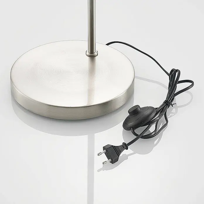Lindby Stehleuchte Keriba - Höhe: 150,2 cm, alu / grau / zink, alu / grau / zink, E27 - Gebürsteter Metalllampenfuß mit schwarzem Netzkabel, Fußschalter und zweipoligem Eurostecker.