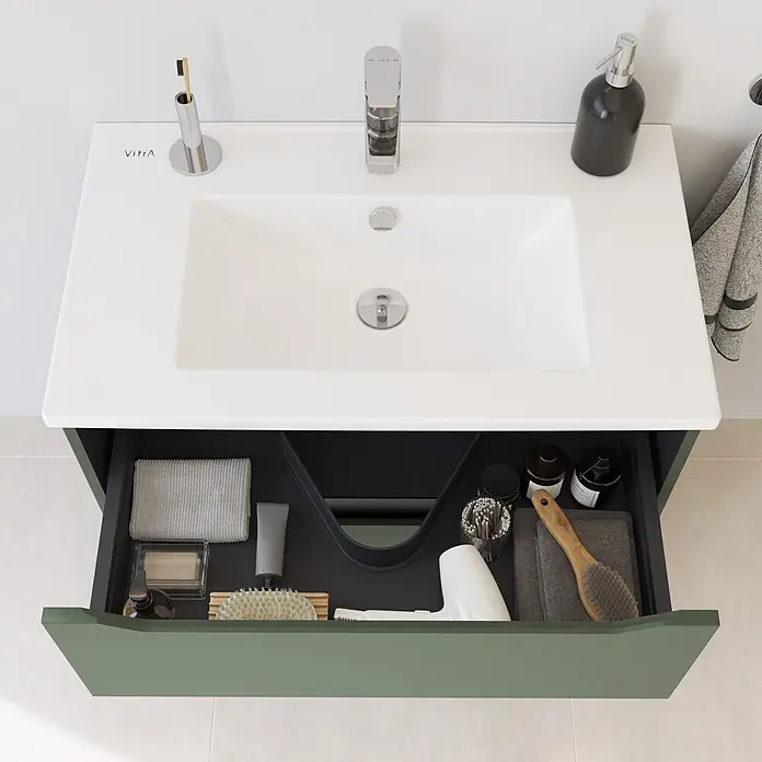 VitrA Integra Square Badmöbel-Set - Gesamtbreite Badmöbel: 80 cm, Moosgrün, Matt - Weißer Waschtisch mit salbeigrüner Schublade, offenbart organisierte Badartikel.