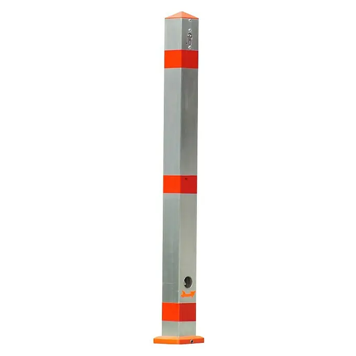 Sperrpfosten -  - Bild einer silbergrauen Sicherheitssäule mit orangefarbenen Markierungen für den Außenbereich.
