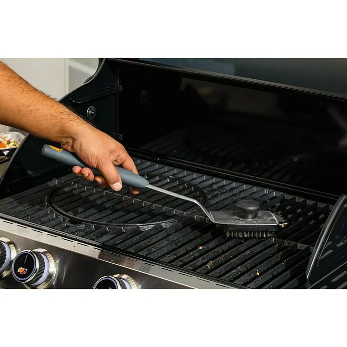 Kingstone Ersatzbürste - Schwarz/Silber - Reinigung des Grillrosts mit einer Grillbürste mit langem Griff für eine gründliche und sichere Säuberung.