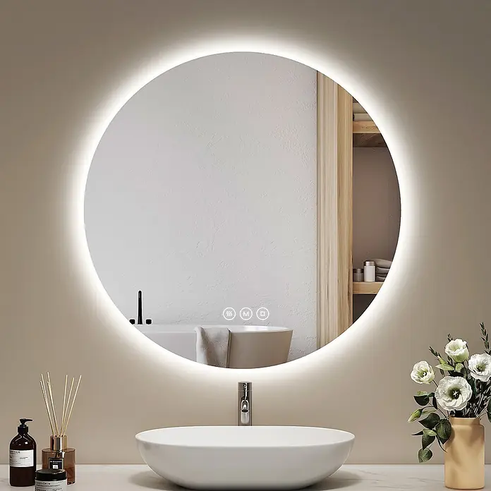 Emke Lichtspiegel Psyor - 60 x 60 cm - Runder LED-beleuchteter Badspiegel mit Antibeschlag- und Lichtmodus-Touch-Bedienelementen, über einem Waschbecken montiert.