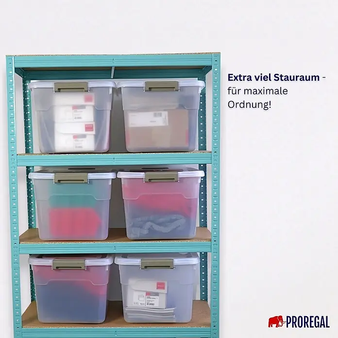 Proregal Aufbewahrungsbox-Set 6er mit Deckel - Groß mit Rollen - Kunststoff, Transparent, 6 Stk. - Türkisblaues Metallregal mit mehreren transparenten Kunststoff-Aufbewahrungsboxen, zeigt geräumigen, organisierten Stauraum.