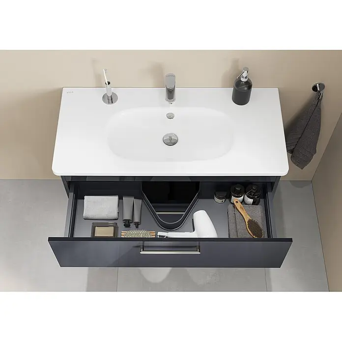 VitrA Badmöbel-Set Root Flat - B x T x H: 100 x 45 x 65 cm, Anthrazit, Hochglänzend - Moderner dunkelgrauer Waschtischunterschrank mit weißem Waschbecken, offener Schublade mit Toilettenartikeln und Föhn.