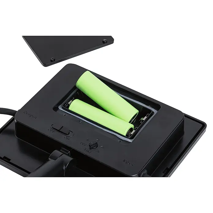 Paulmann Plug & Shine Solarmodul - L x B x H: 5,6 x 18,4 x 41,8 cm - Schwarzes Elektronikgerät mit offenem Fach, das zwei hellgrüne zylindrische Akkus und Bedienschalter (EIN/AUS, Timer) zeigt.