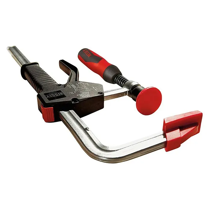 Bessey Einhandzwinge EHZ 30 - Spannweite: 300 mm, Spannkraft: 5.000 N, Ausladung: 100 mm - BESSEY Hebelzwinge mit Schnellverstellung und großflächigen Druckplatten für empfindliche Oberflächen.