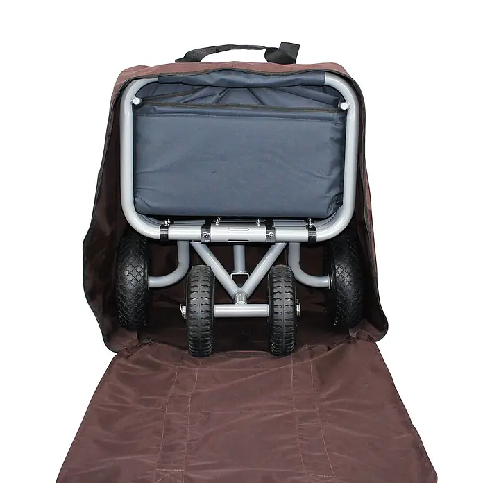 Beachtrekker Bollerwagen Tasche für faltbarer Bollerwagen Life - Kunststoff - Faltbarer grauer Metallwagen mit schwarzen Rädern und dunkelgrauem Stoff, teilweise in brauner Stofftasche verstaut.