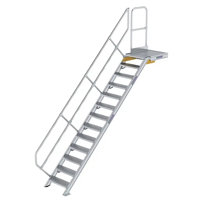 Munk Außentreppe Treppe mit Plattform 45° inkl. einen Handlauf, 600mm Stufenbreite, 13 Stuf -  - Silberne Aluminium-Zugangstreppe mit Plattform und Geländern für sicheren erhöhten Zugang.
