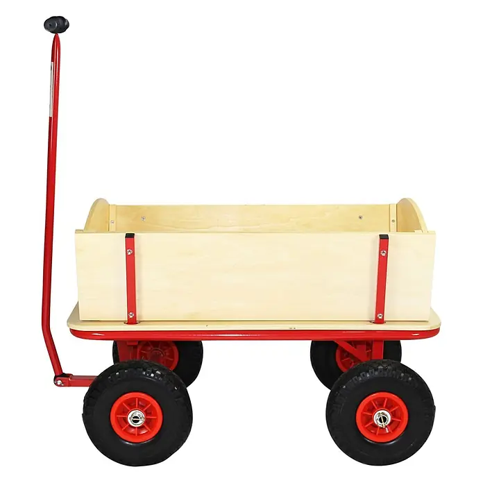 Beachtrekker Bollerwagen Style Holz Bollerwagen Handwagen Natur mit Sonnenverdeck - Holz - Roter Metallwagen mit heller Holzkiste und schwarzen Luftreifen, ausgestattet mit einem langen roten Griff zum Ziehen.