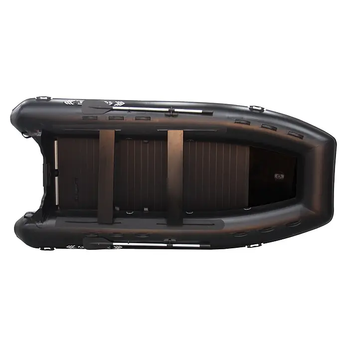 Tohatsu Schlauchboot Allroundmarin T420 - L x B: 418 x 200 cm, Geeignet für: 7 Personen, Nutzlast: 1.000 kg - Schwarzes Schlauchboot mit Rudern und starren Bodenplatten, von oben gesehen.