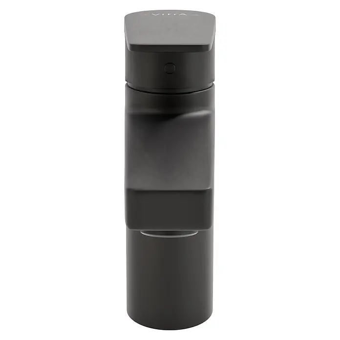 VitrA Flow Square Waschtischarmatur - Schwarz, Matt, Höhe: 15,6 cm, Mit Zugstange - Dunkelgrauer, matter, zylindrischer Wasserhahn mit „VITRA“-Logo, roten und blauen Anzeigen und einem Knopf oben.